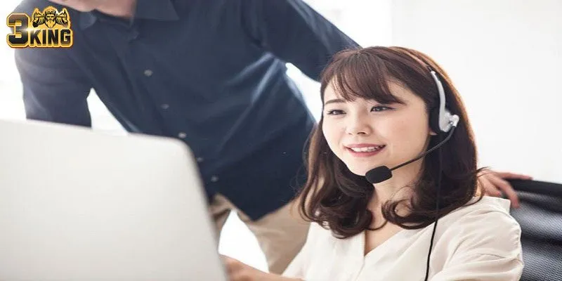 Hệ thống hỗ trợ đa dạng phương thức để liên lạc với chuyên viên